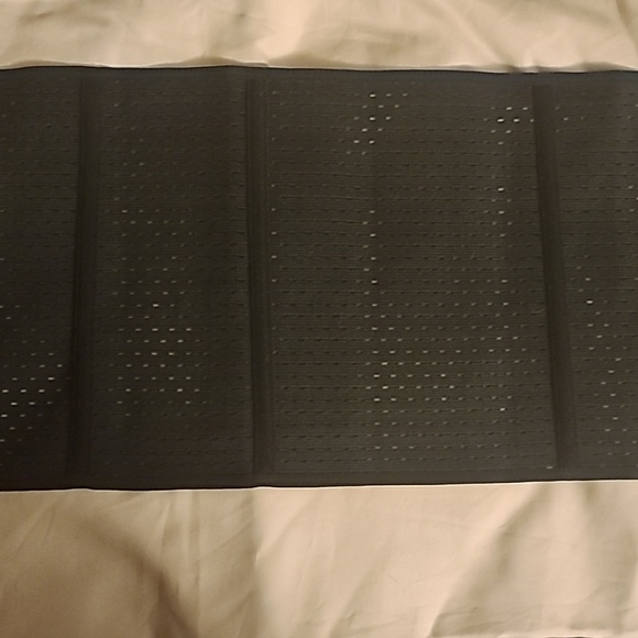 Waist trainer - Picture 1 of 2